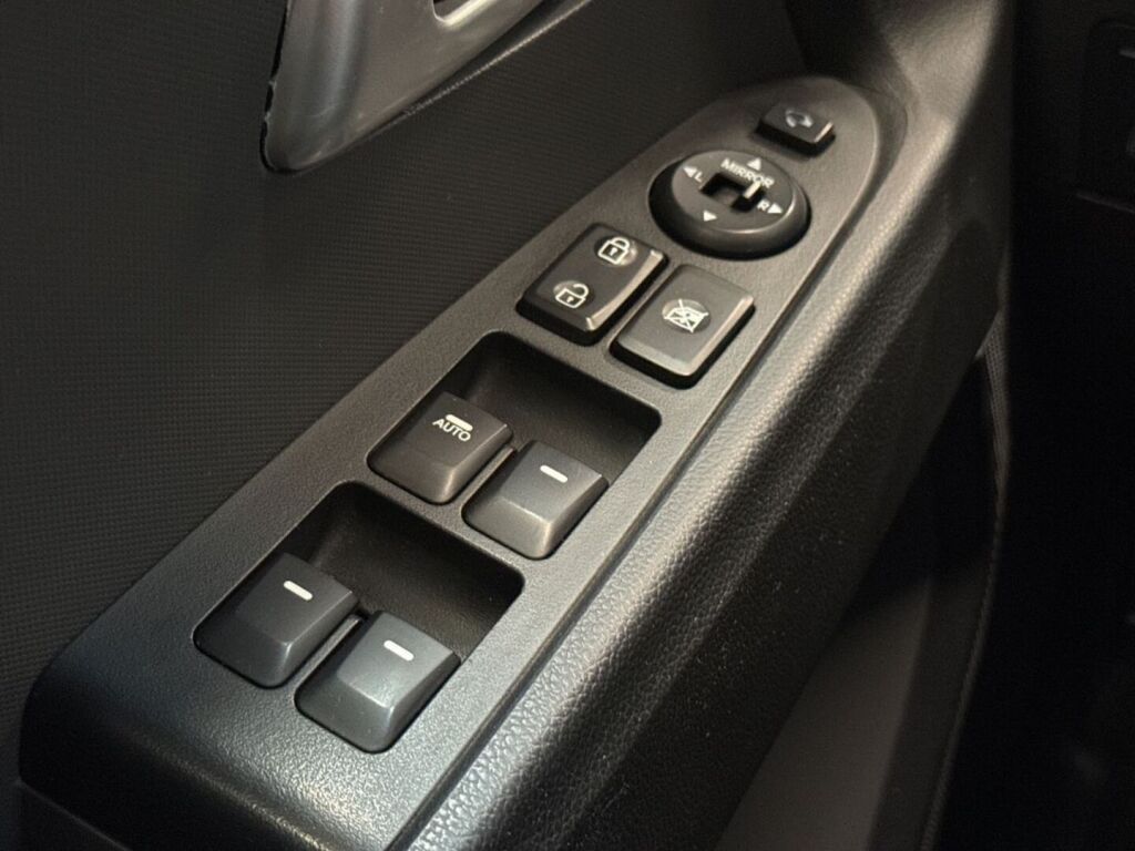 Kia Sportage 2011 Hopea