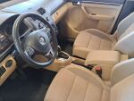 Volkswagen Touran 2011 Musta