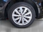 Volkswagen Touran 2011 Musta