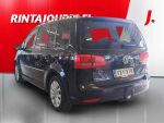 Volkswagen Touran 2011 Musta