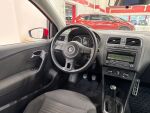 Volkswagen Polo 2011 Punainen