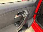 Volkswagen Polo 2011 Punainen