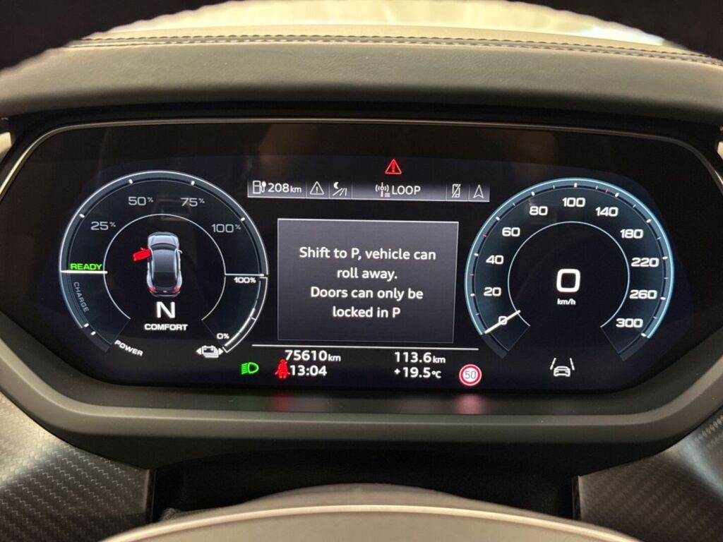 Audi E-TRON GT RS 2022 Musta