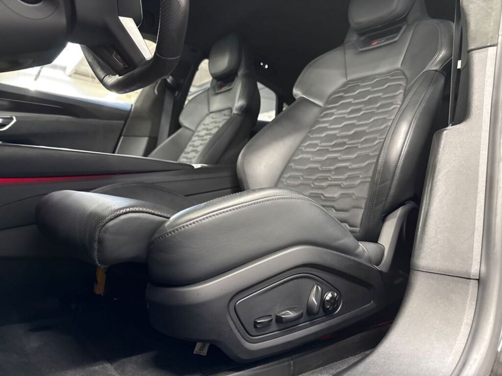 Audi E-TRON GT RS 2022 Musta