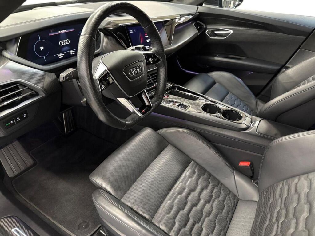 Audi E-TRON GT RS 2022 Musta