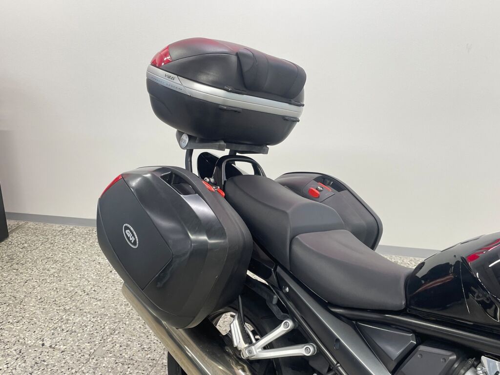 Suzuki GSF 2007 Musta