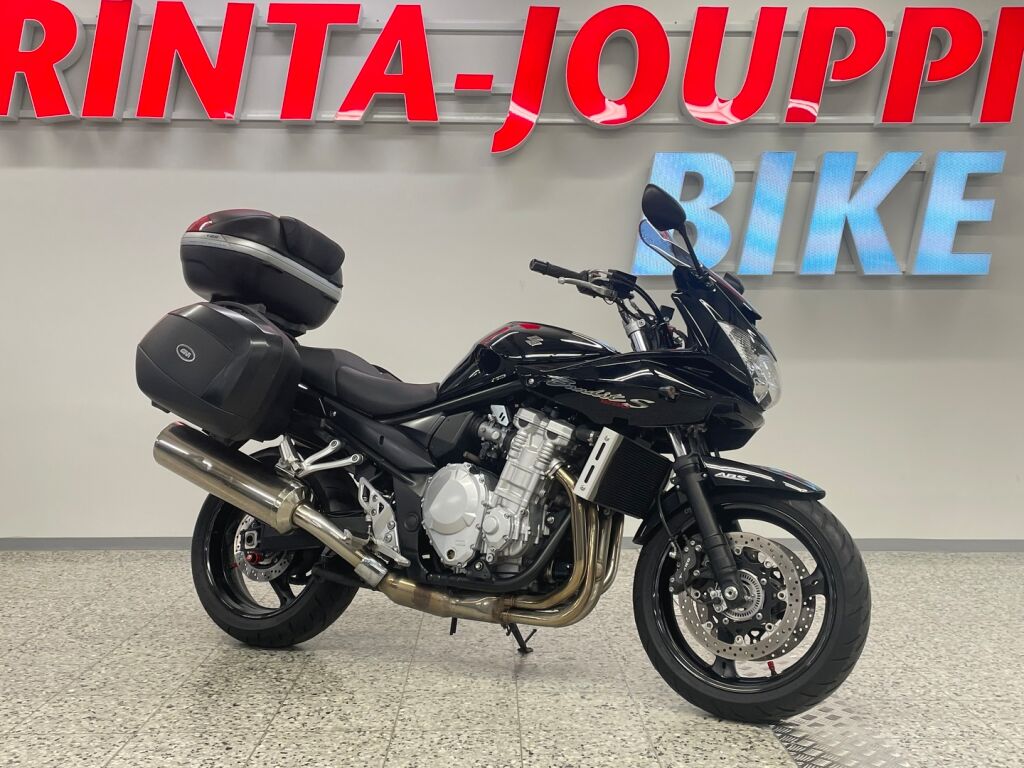 Suzuki GSF 2007 Musta