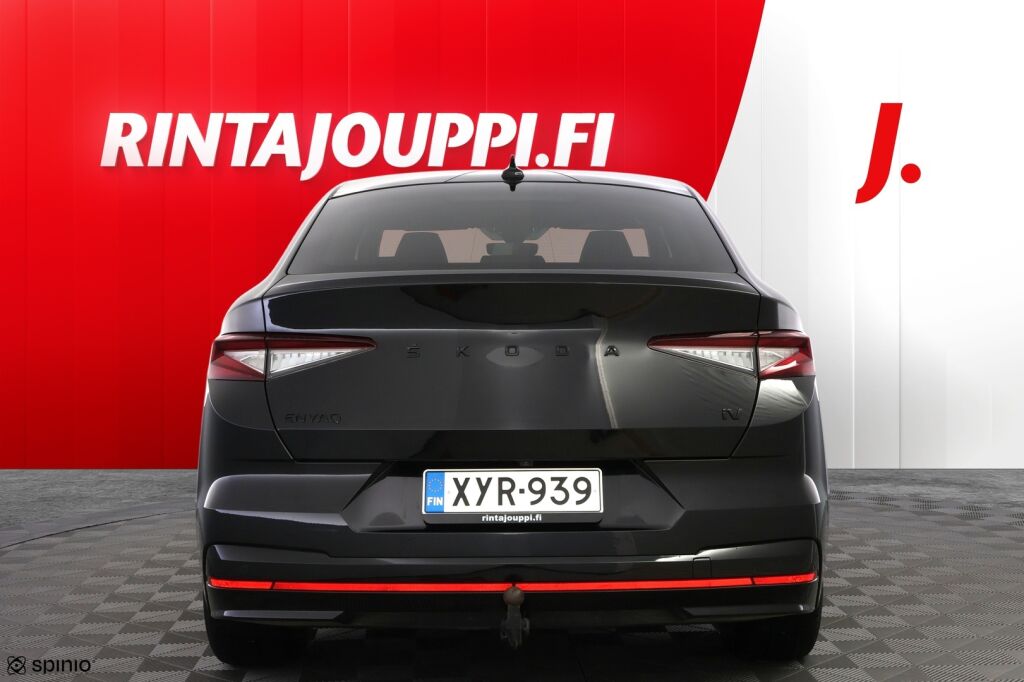 Skoda Enyaq 2023 Musta