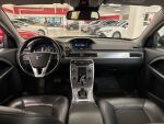 Volvo V70 2014 Musta