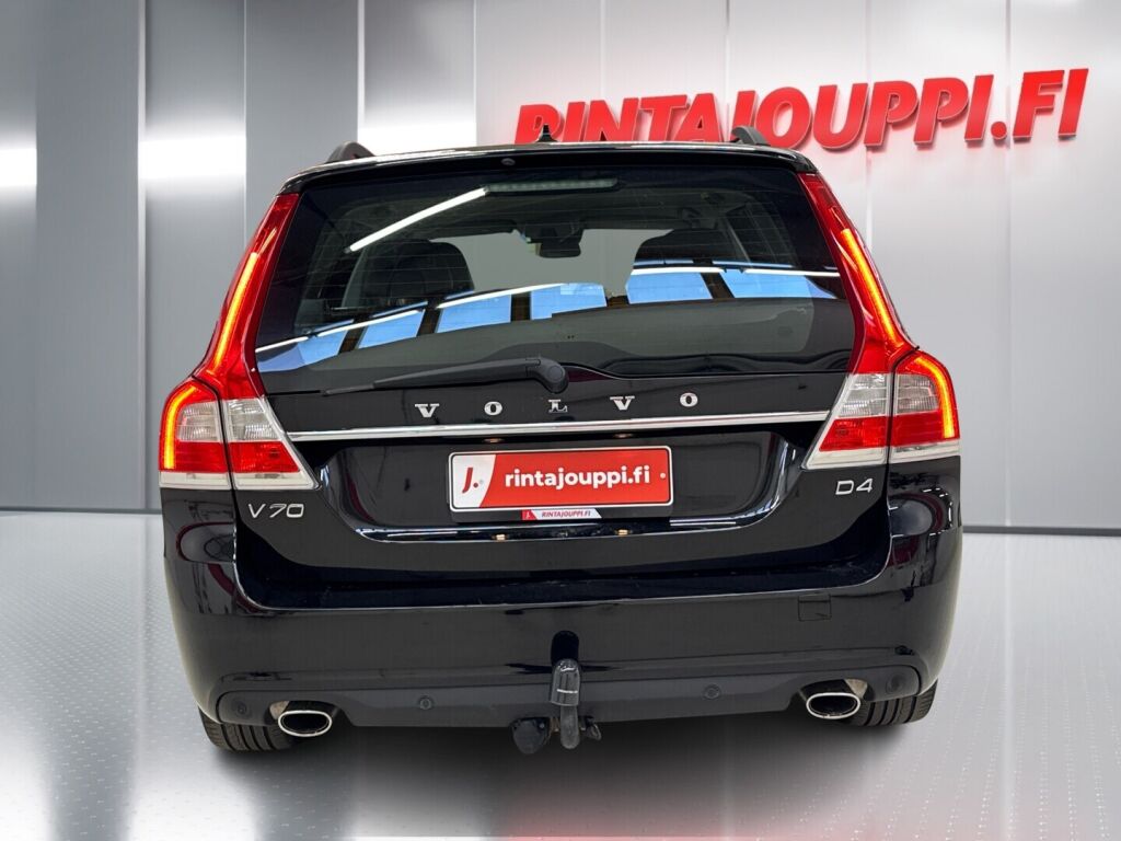 Volvo V70 2014 Musta