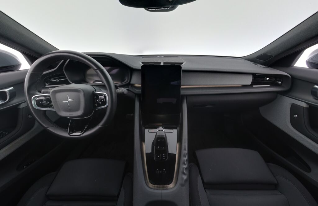 Polestar 2 2021 Harmaa