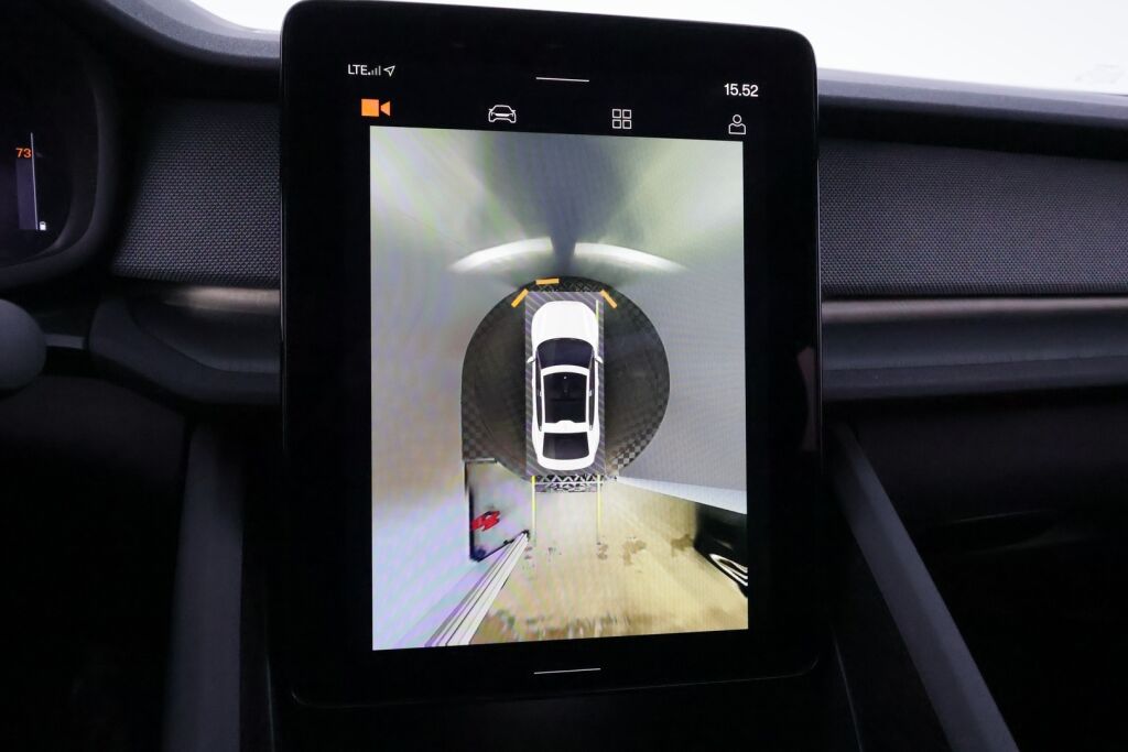 Polestar 2 2021 Harmaa