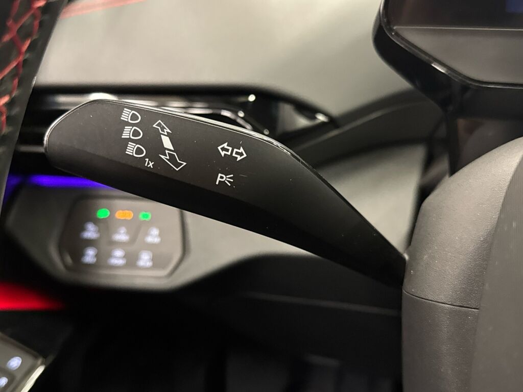 Volkswagen ID.5 2023 Valkoinen