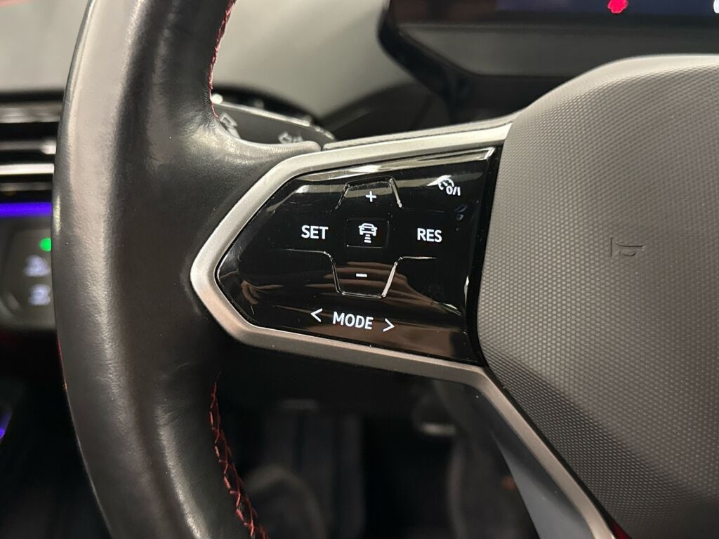 Volkswagen ID.5 2023 Valkoinen