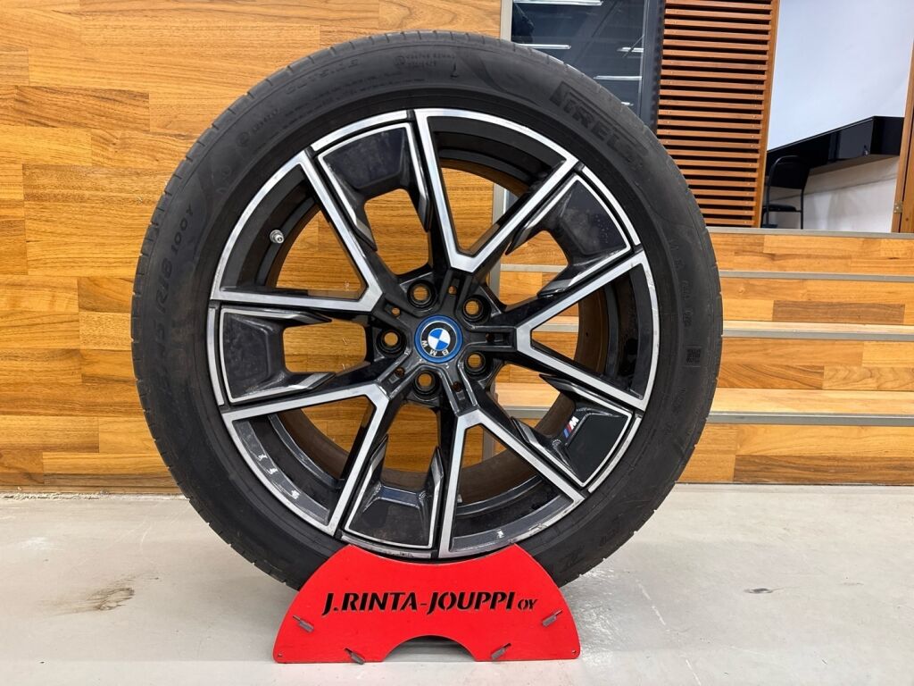 BMW I4 M50 2022 Musta