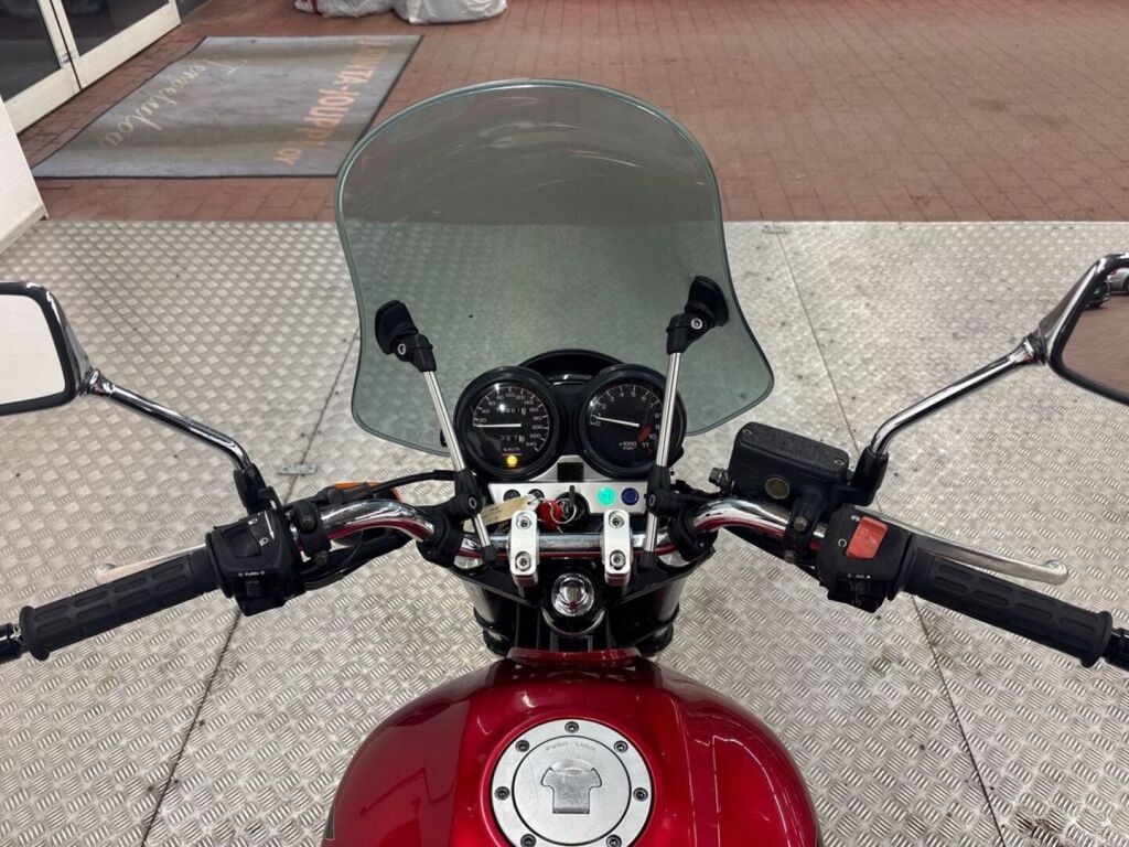 Honda CB 2002 Valkoinen
