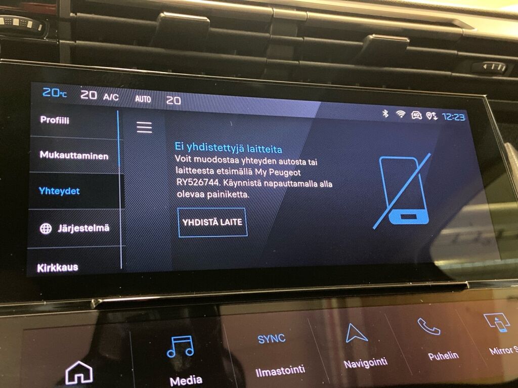 Peugeot 408 2024 met.punainen