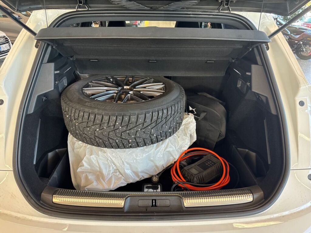 Ds 7 Crossback 2022 Valkoinen