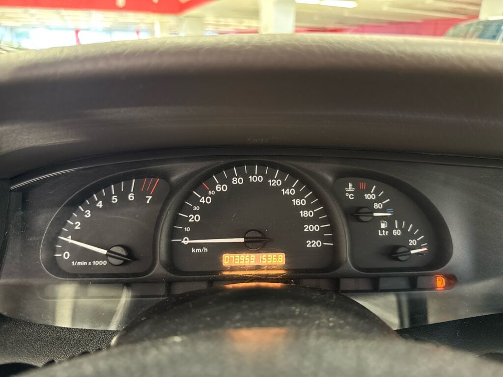 Opel Vectra 1999 Vihreä