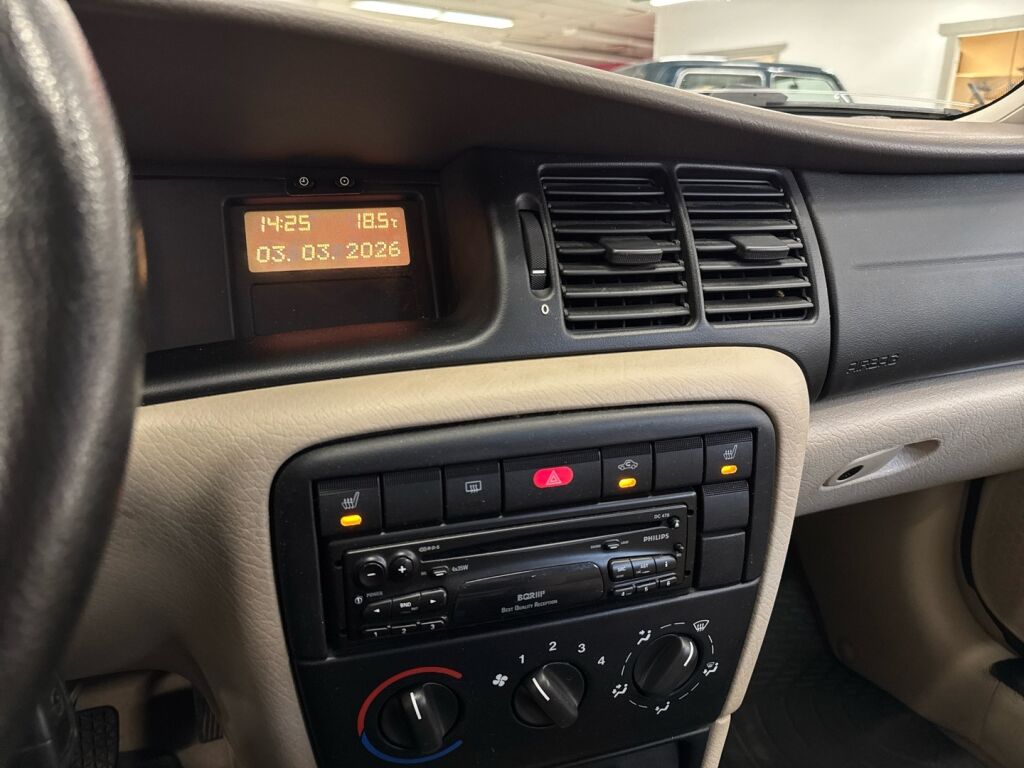 Opel Vectra 1999 Vihreä