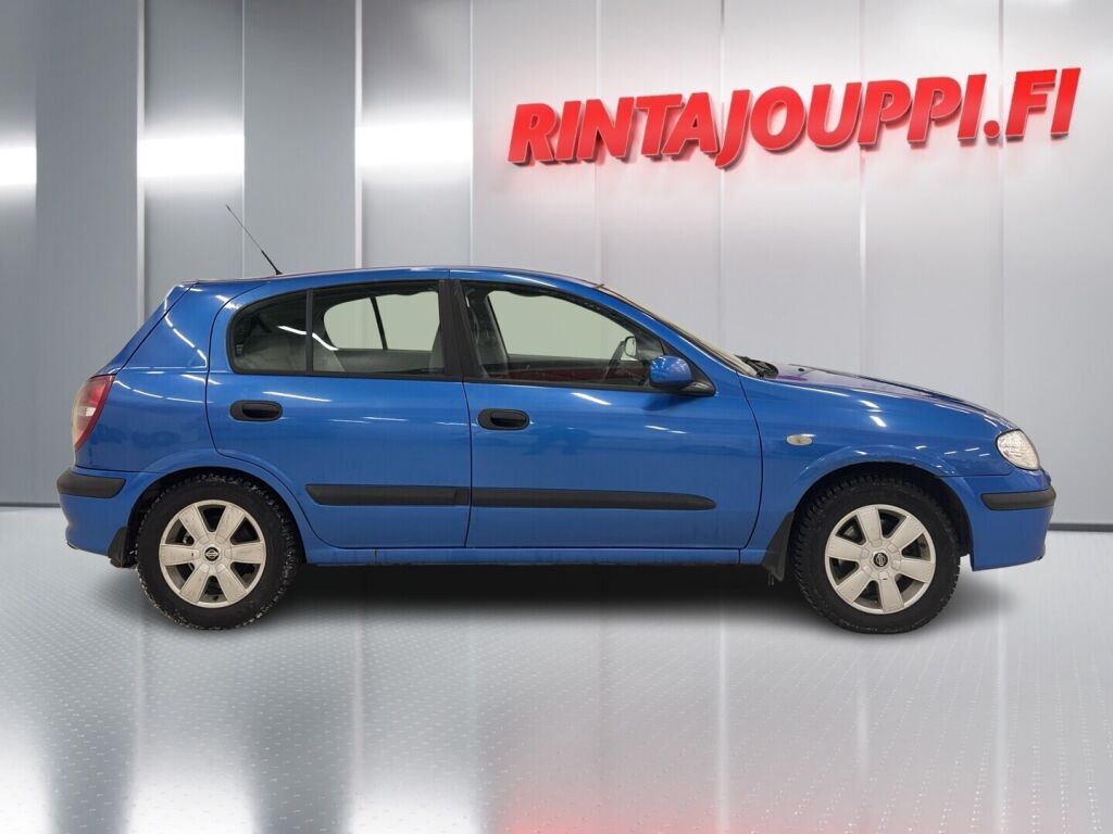 Nissan Almera 2000 Sininen
