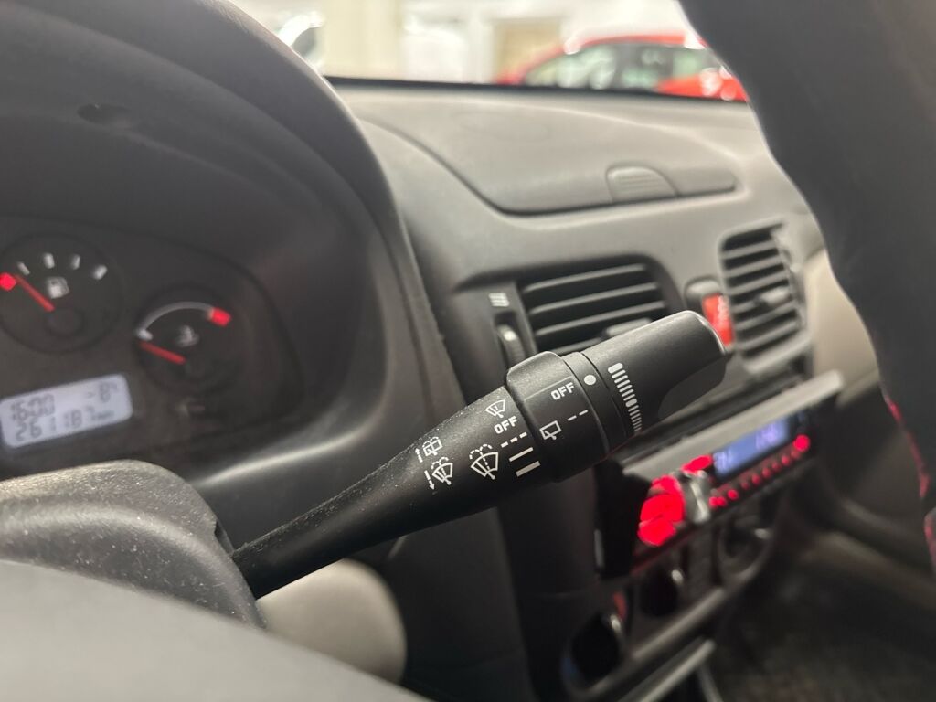 Nissan Almera 2000 Sininen