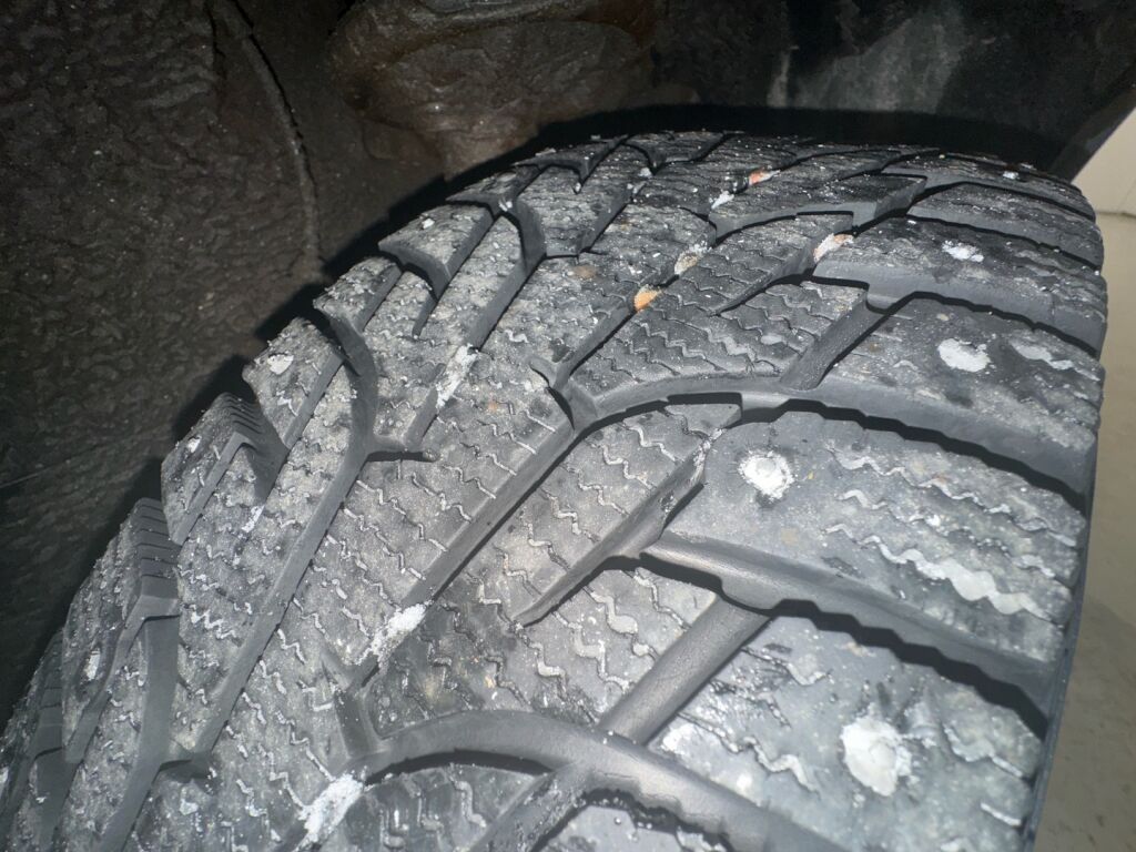 Nissan Almera 2000 Sininen