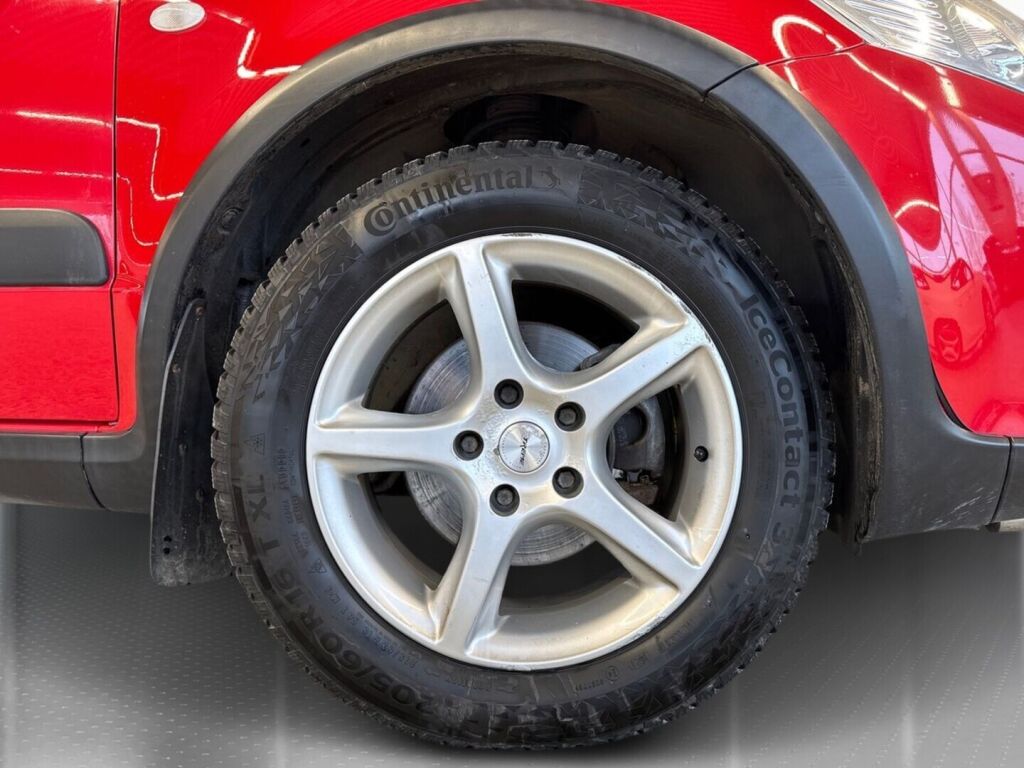 Suzuki SX4 2006 Punainen