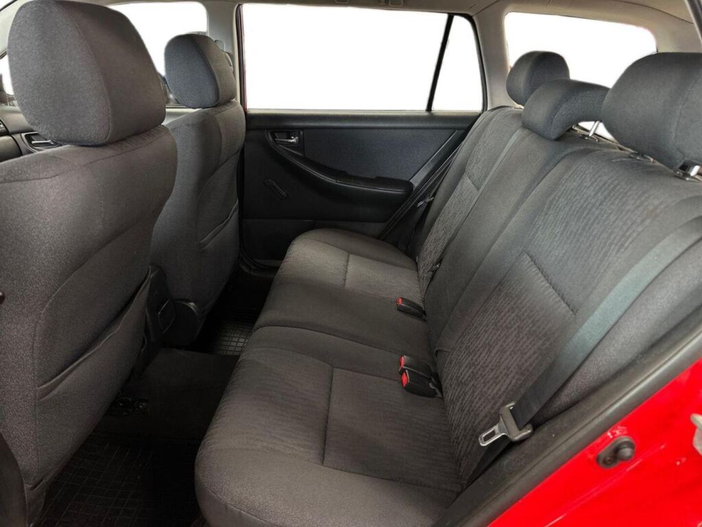 Toyota Corolla 2003 Punainen
