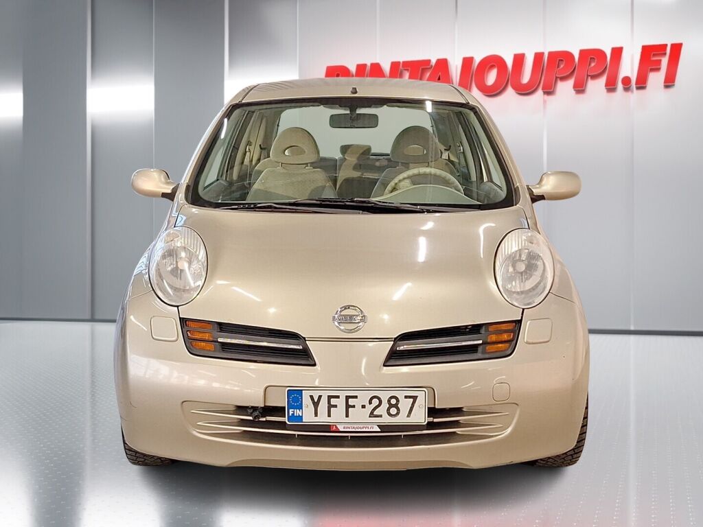 Nissan Micra 2003 Ruskea (beige)