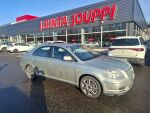 Toyota Avensis 2003 Hopea