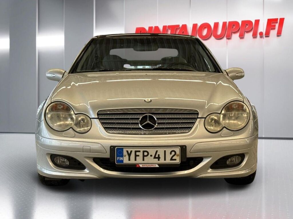 Mercedes-Benz C 2004 Harmaa