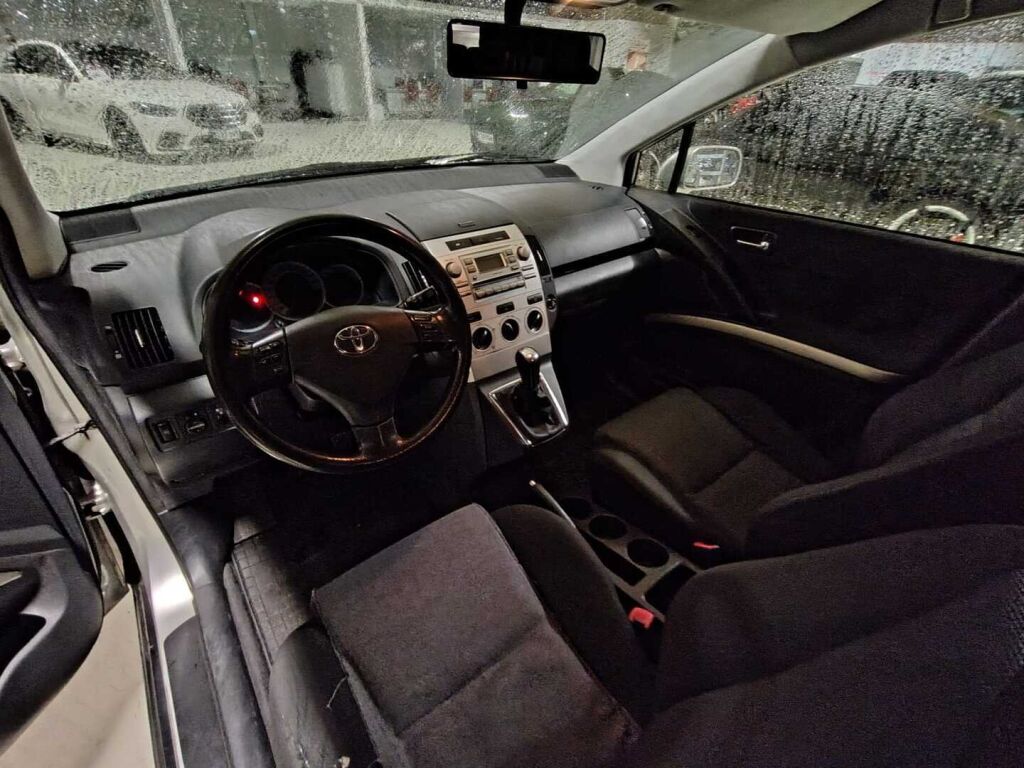 Toyota Corolla Verso 2005 Hopea