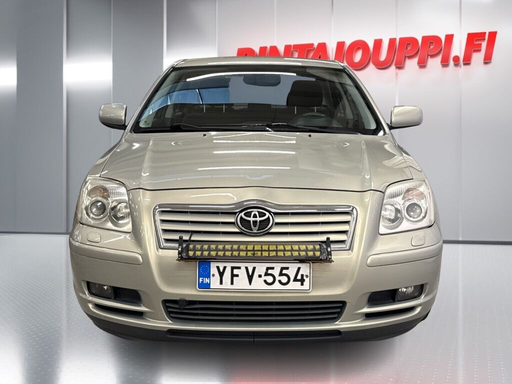 Toyota Avensis 2005 Vihreä