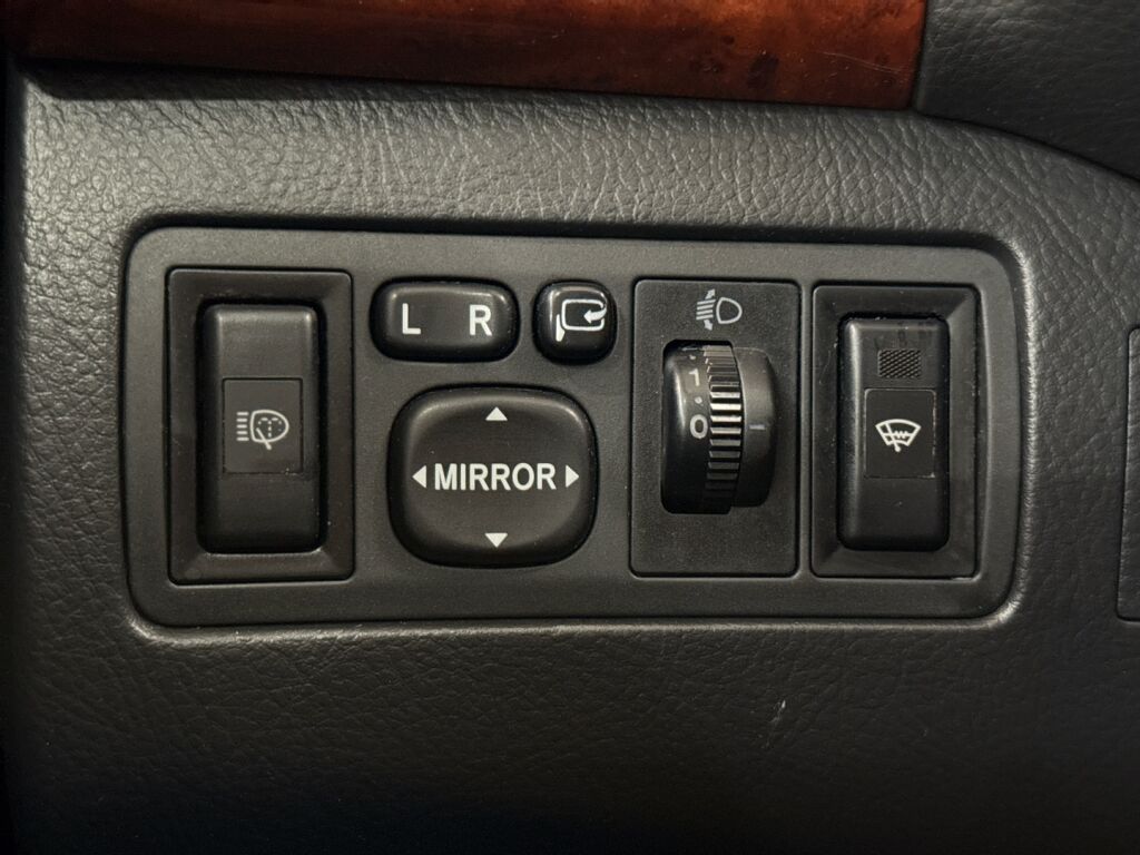 Toyota Avensis 2005 Vihreä