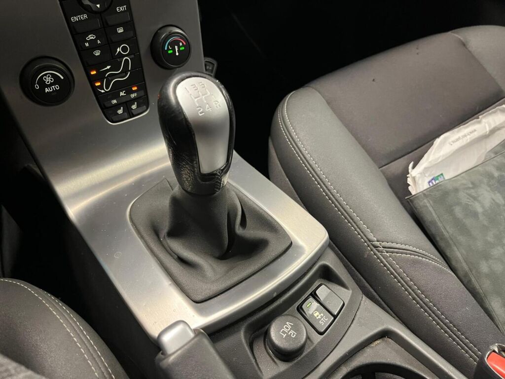 Volvo S40 2005 Harmaa