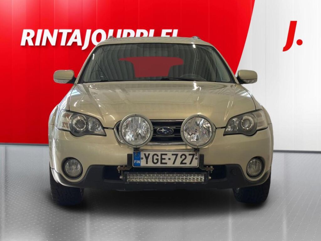 Subaru Legacy 2006 Keltainen