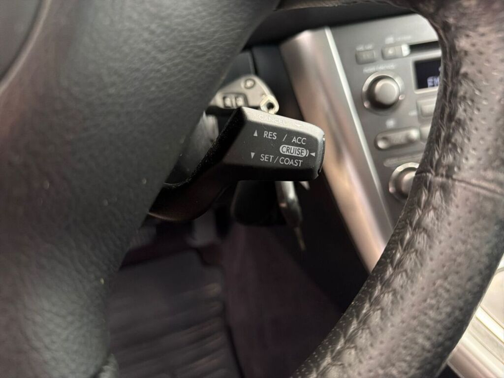 Subaru Legacy 2006 Keltainen
