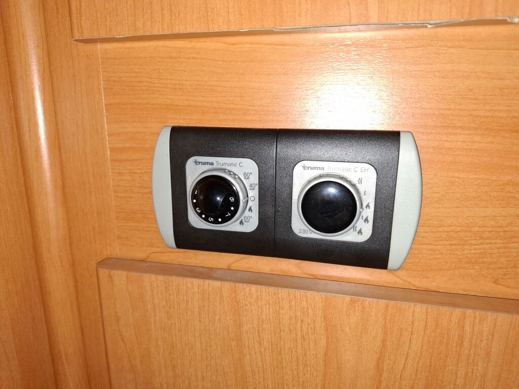 Dethleffs Fortero A 6975 2006 Valkoinen