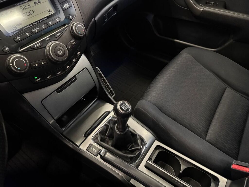 Honda Accord 2006 Harmaa