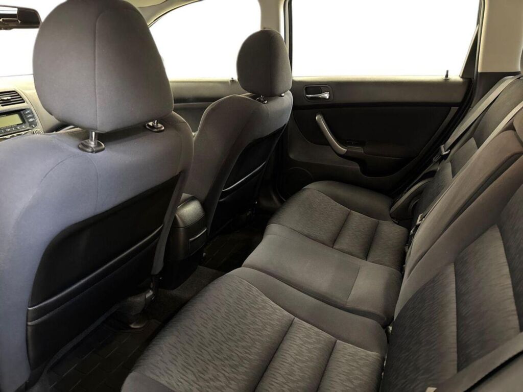 Honda Accord 2006 Harmaa