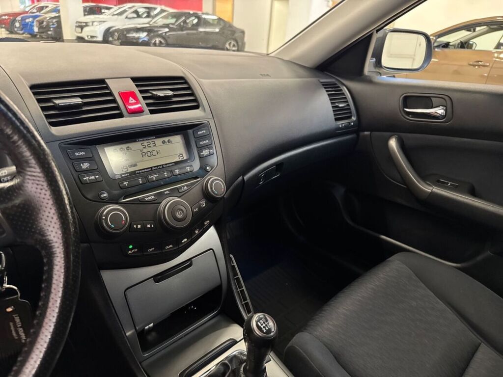 Honda Accord 2006 Harmaa