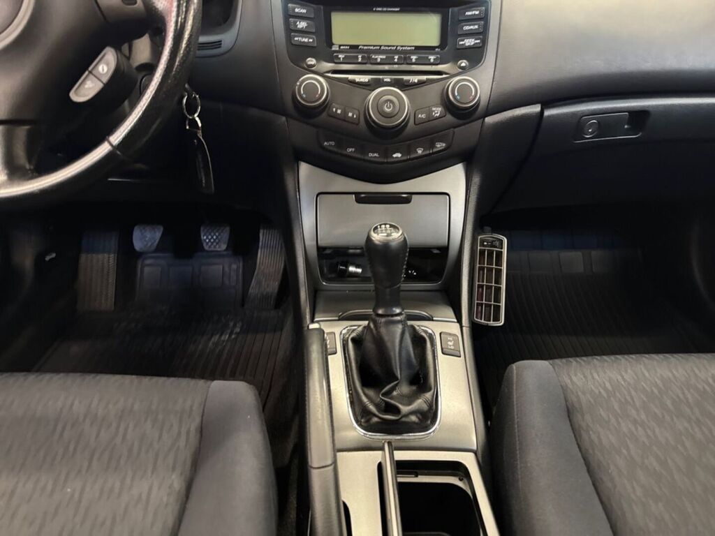 Honda Accord 2006 Harmaa