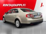 Volkswagen Jetta 2006 Ruskea (beige)