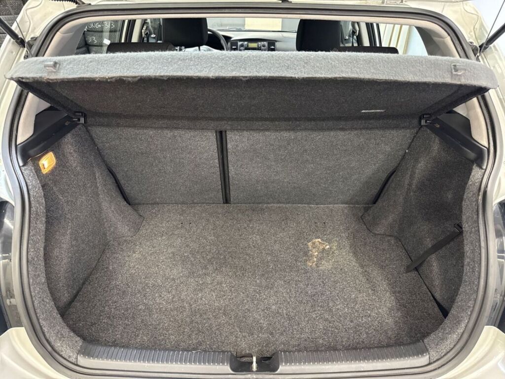 Toyota Corolla 2006 Hopea