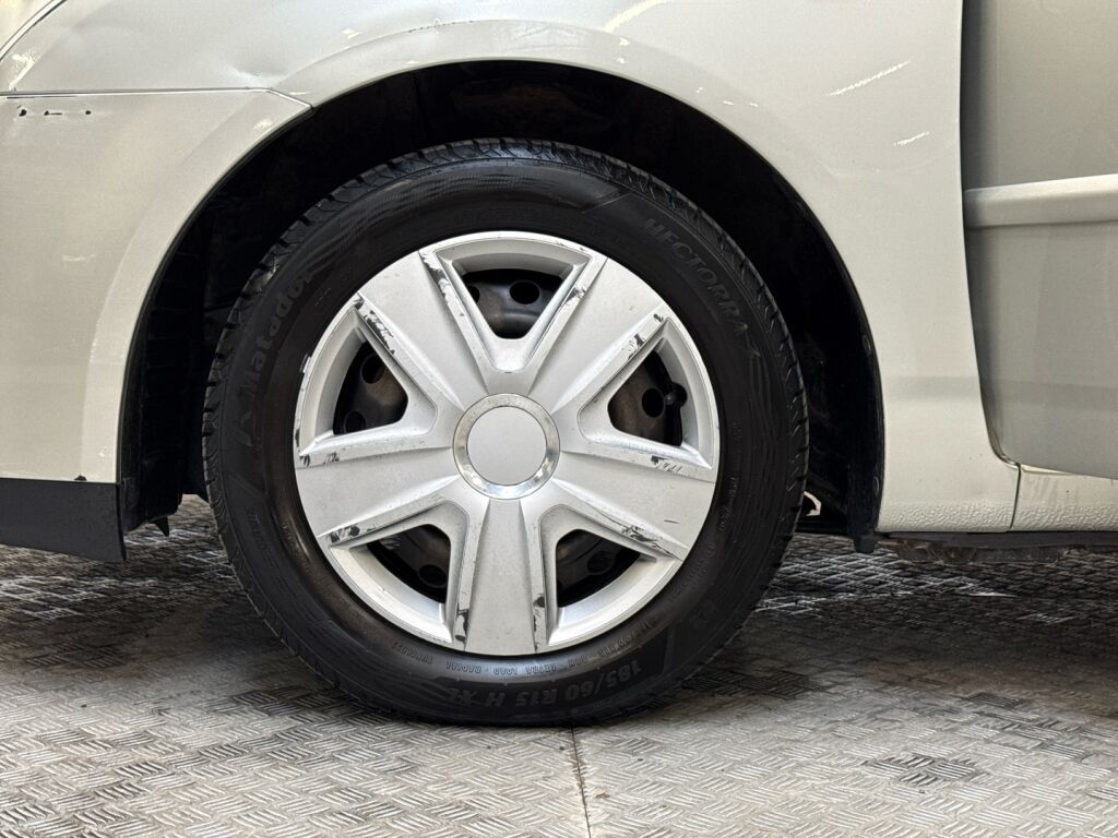 Toyota Corolla 2006 Hopea