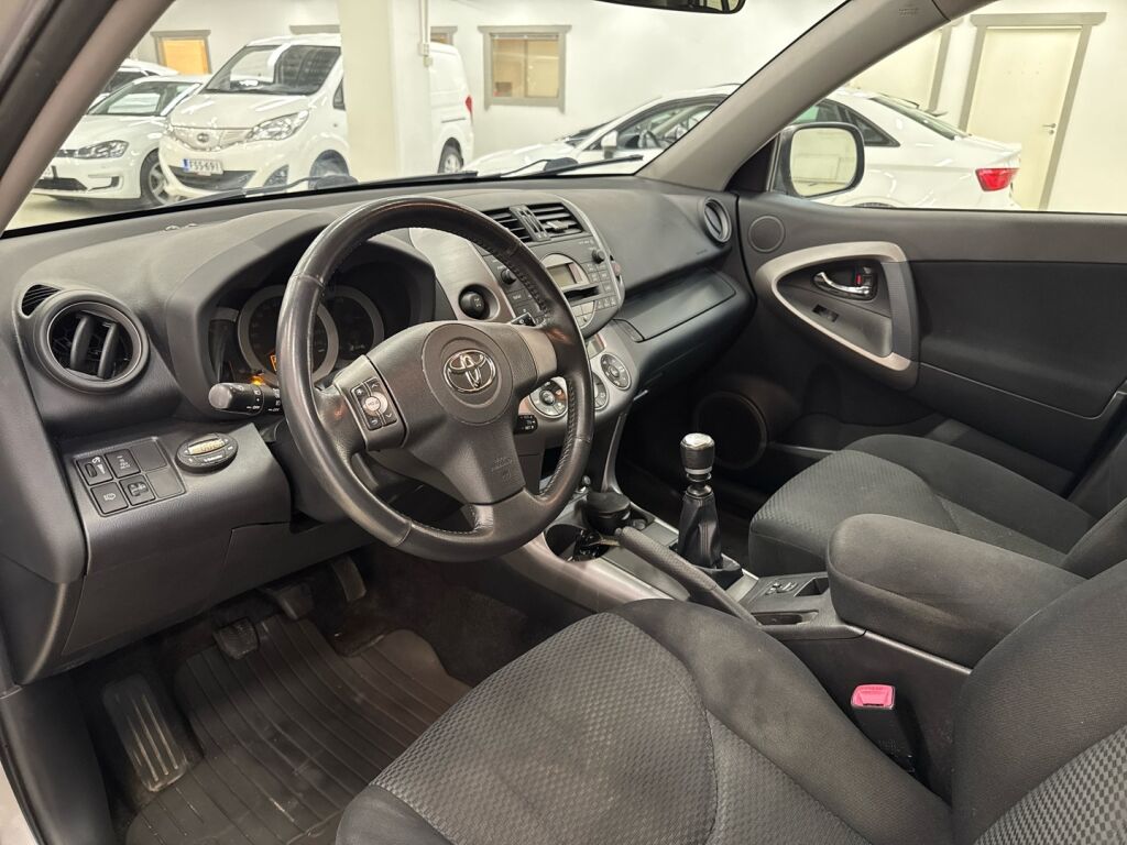 Toyota RAV4 2006 Hopea