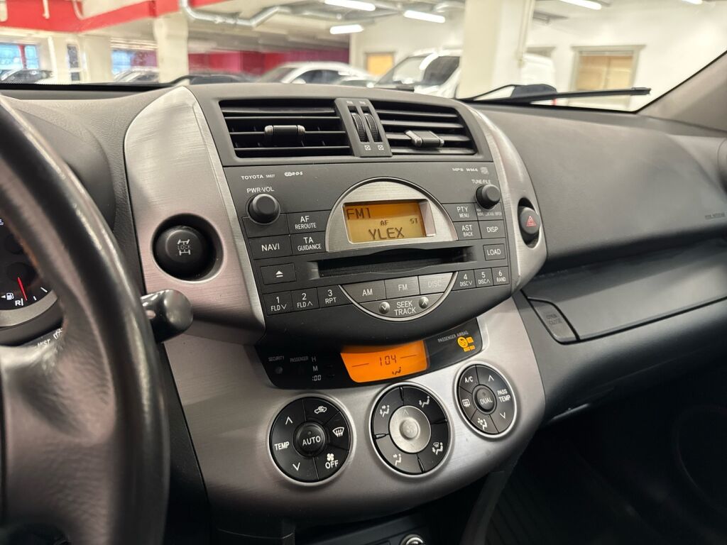 Toyota RAV4 2006 Hopea
