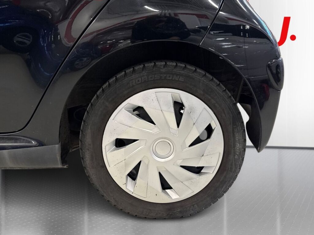Toyota AYGO 2006 Musta