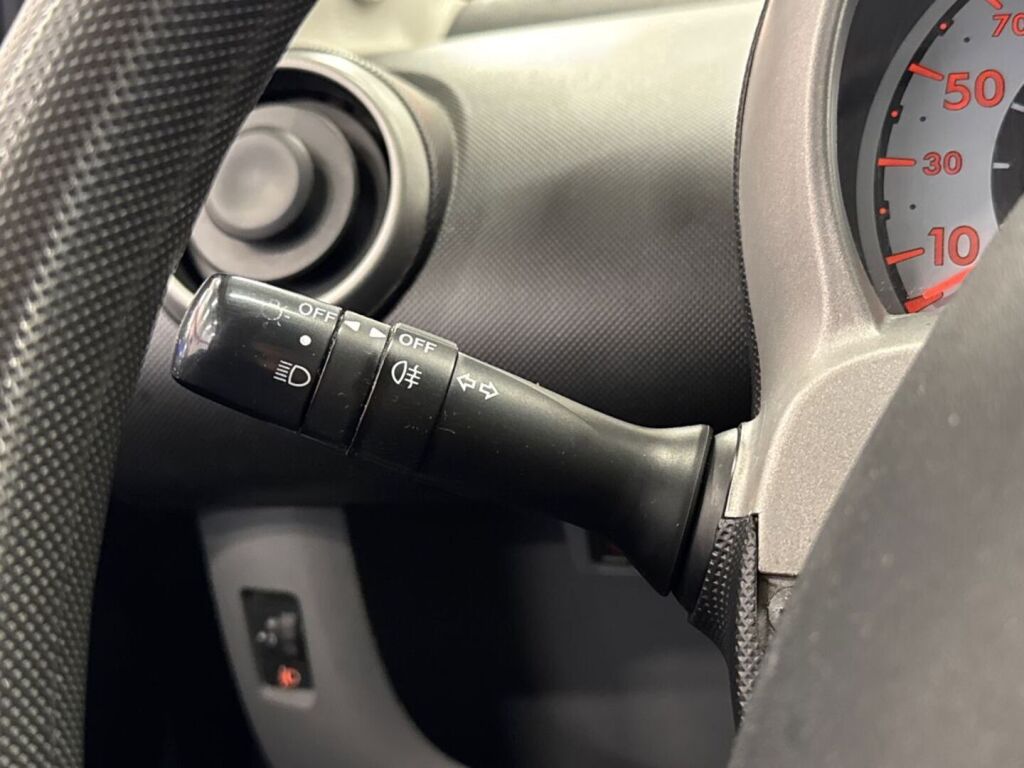 Toyota AYGO 2006 Musta